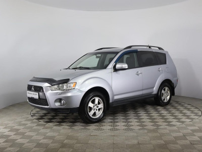 Mitsubishi Outlander 2011