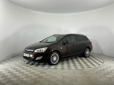 Opel Astra 2012