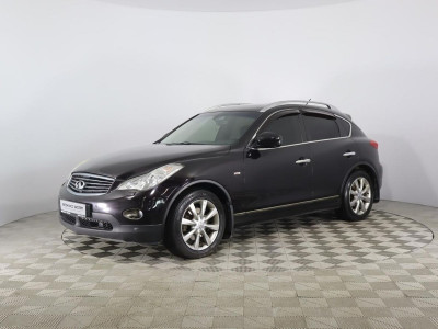 Infiniti  2012