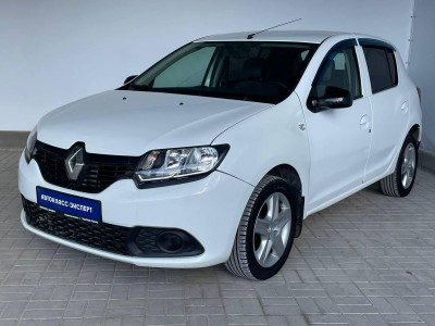 Renault Sandero 2015