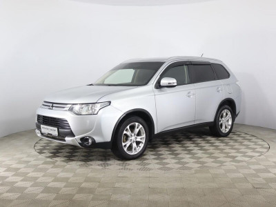 Mitsubishi Outlander 2014