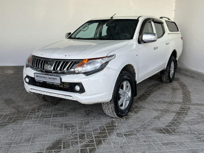 Mitsubishi L200 2016